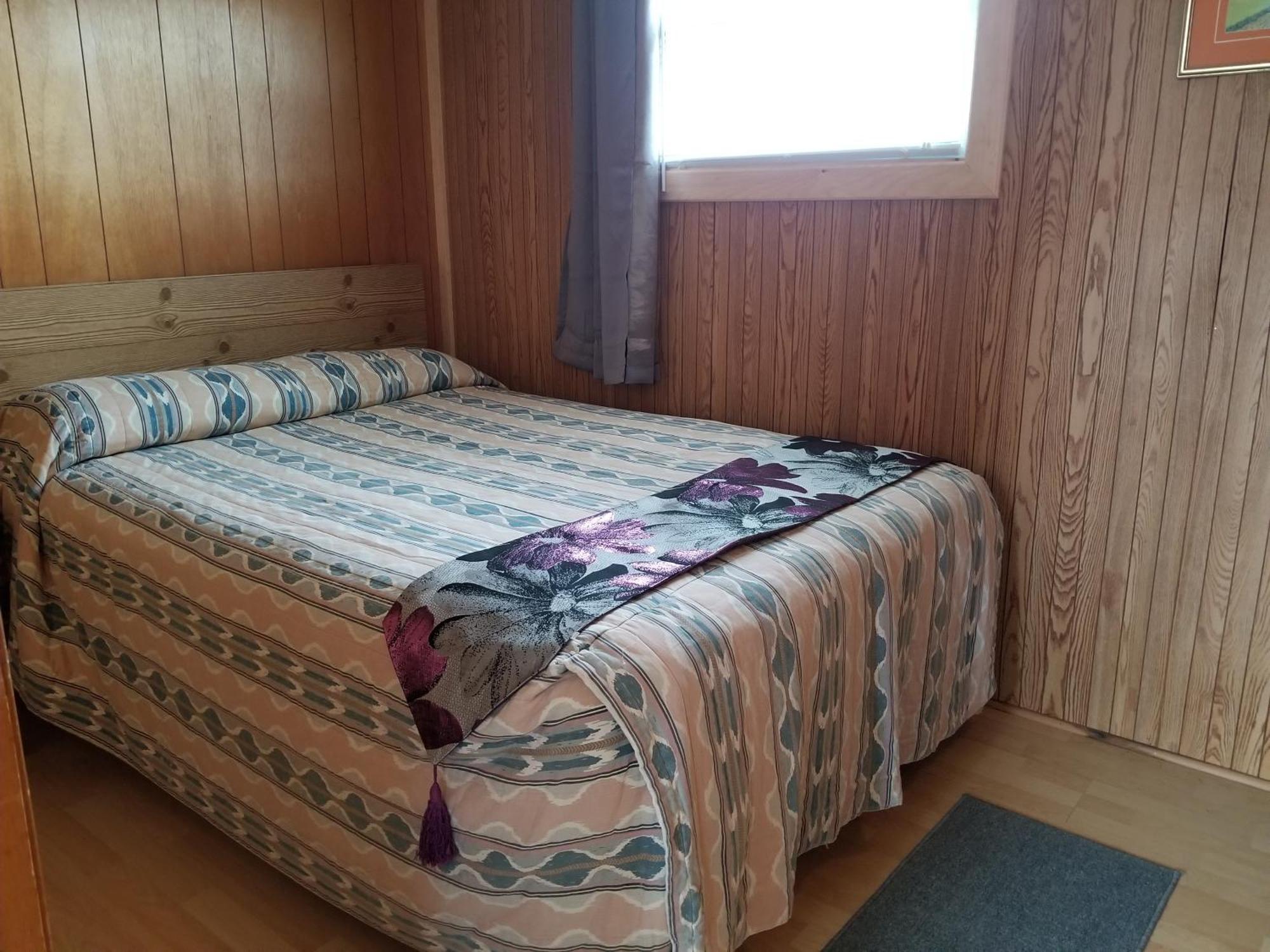 Blue Spruces Cottages Hampton Екстер'єр фото